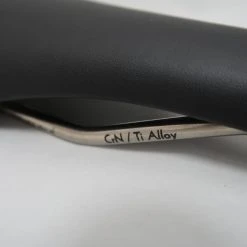 HUPcc CX HUP Children's Race Bike Saddle (Titanium) 2 HUPcc CX HUP Children's Race Bike Saddle (Titanium)