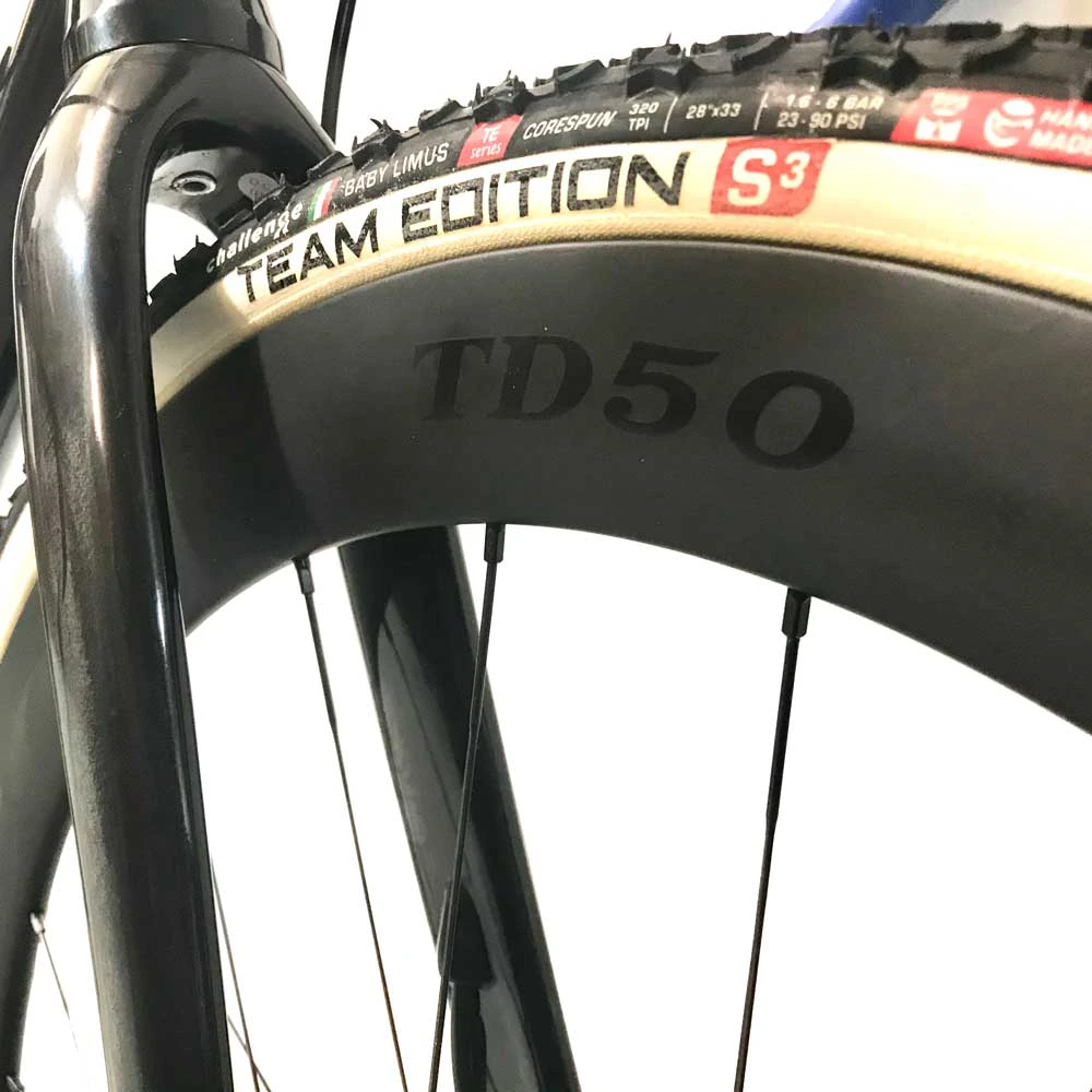 HUPcc HUP TD50 'Black Label' 700c Disc Aero Tubular Wheelset (50mm Deep CX Legal Tubs) 3 HUPcc HUP TD50 'Black Label' 700c Disc Aero Tubular Wheelset (50mm Deep CX Legal Tubs)